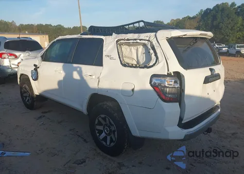 2023 Toyota 4Runner Trd Off Road Premium z USA, uszkodzony, nr VIN JTERU5JRXP6103385